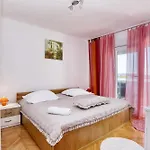 Apartment By The Sea Brodarica, Sibenik - 466 Brodarica (Sibenik-Knin)