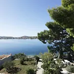 Apartment By The Sea Brodarica, Sibenik - 466 *