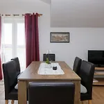 Apartment By The Sea Brodarica, Sibenik - 466 Brodarica (Sibenik-Knin)