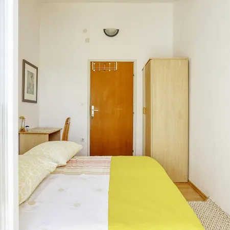 Apartman By The Sea Brodarica, Sibenik - 466 Brodarica