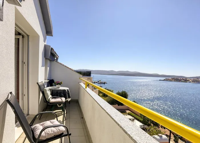 Apartman By The Sea Brodarica, Sibenik - 466 Brodarica (Sibenik-Knin)